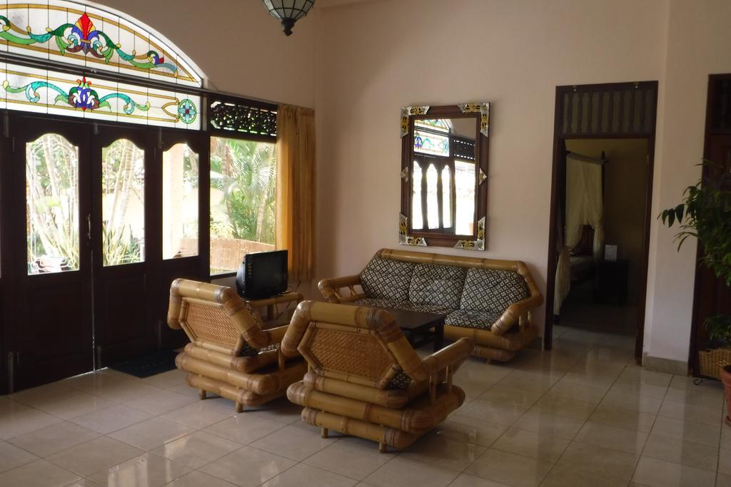 Ombak Putih Bungalows Hotel Nusa Dua  Luaran gambar